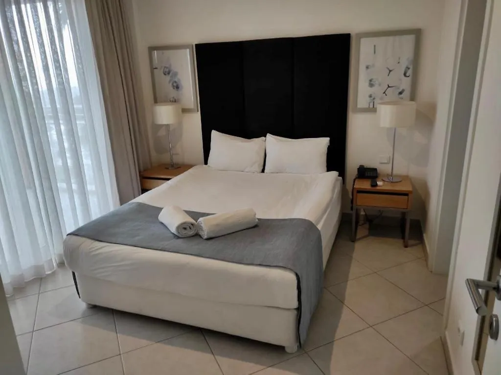 Resort Golf Club Kusadasinda Iki Oda Bir Salon 0*, Kusadasi
