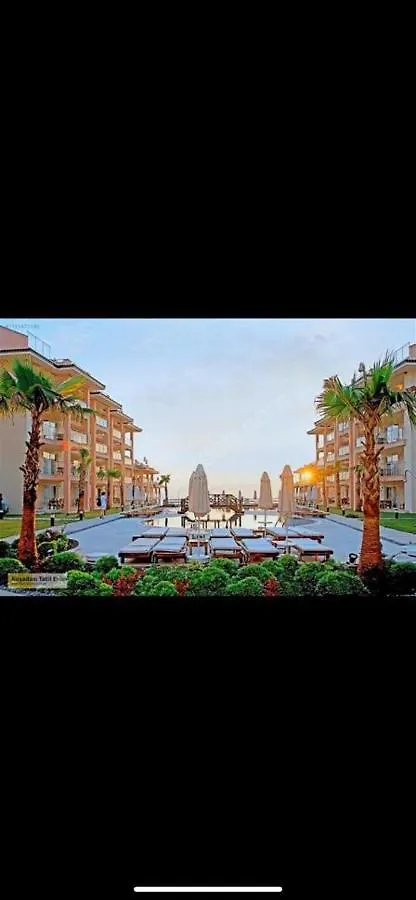 Resort Golf Club Kusadasinda Iki Oda Bir Salon