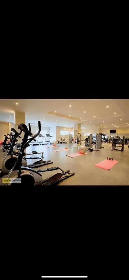 Resort Golf Club Kusadasinda Iki Oda Bir Salon Kusadasi