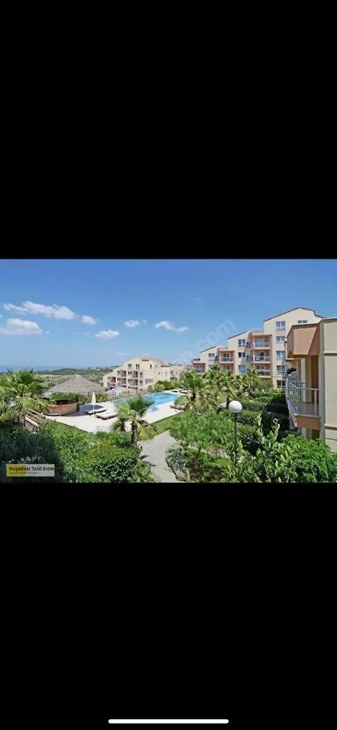 Resort Golf Club Kusadasinda Iki Oda Bir Salon Apartment